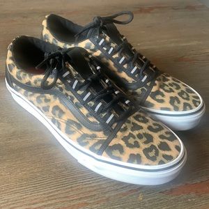 🎯SALE 🎯Leopard Vans/ 9.5 Mens 11.0 Women